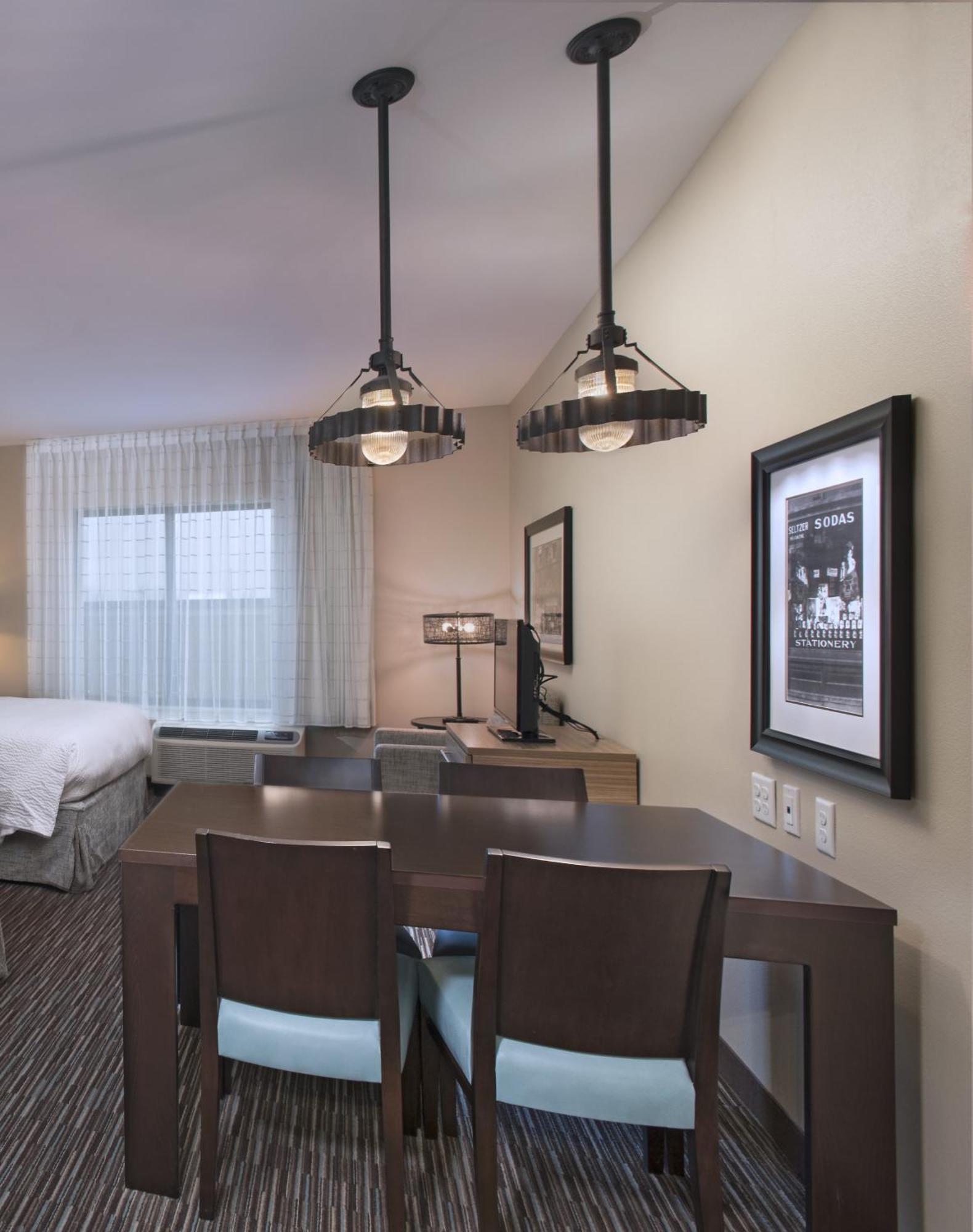 ทาวน์เพลส สวีท เดสโมนส์ เวสท์/จอร์แดน ครีก Hotel เวสต์เดอร์มอยส์ ภายนอก รูปภาพ