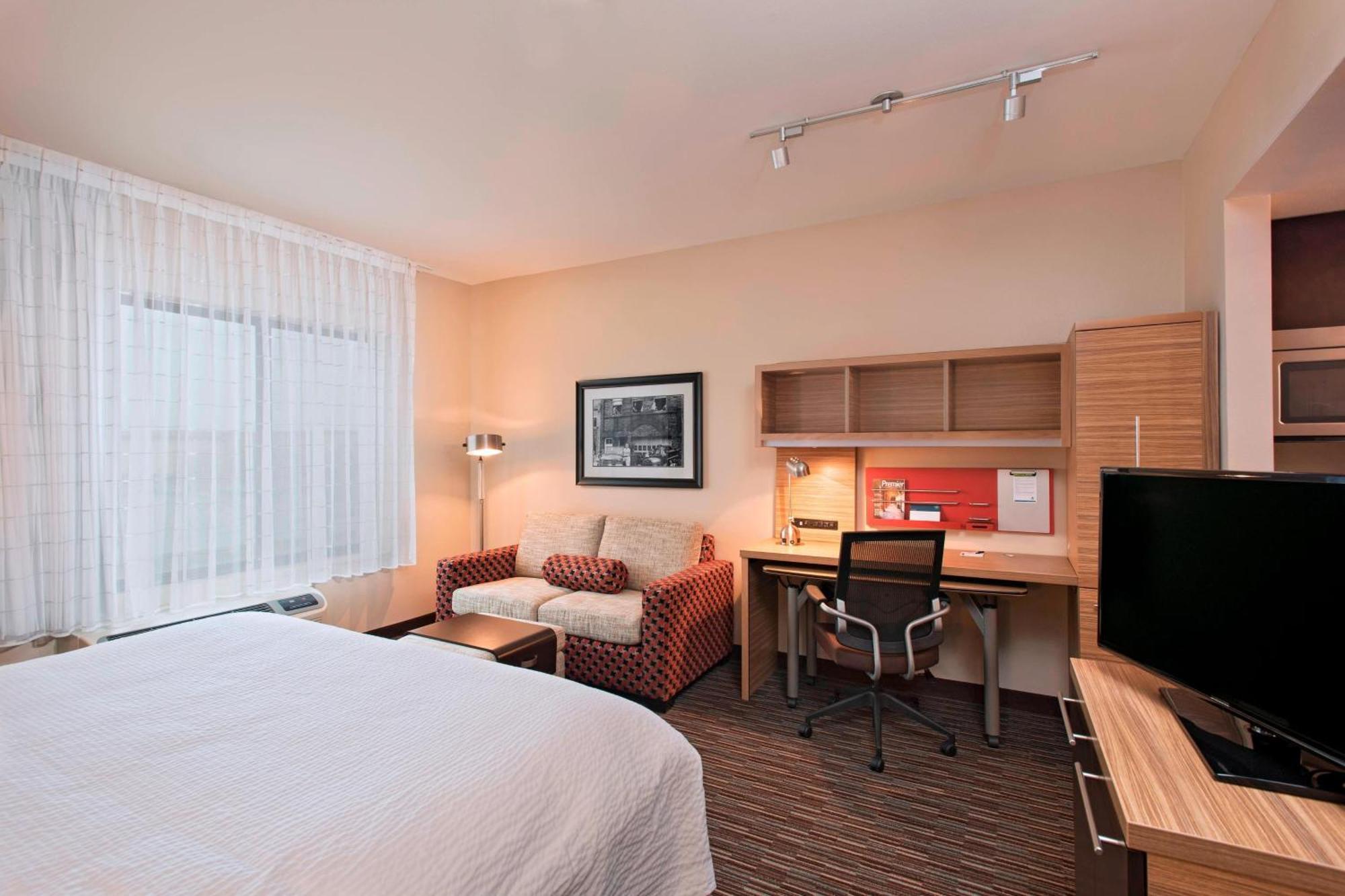 ทาวน์เพลส สวีท เดสโมนส์ เวสท์/จอร์แดน ครีก Hotel เวสต์เดอร์มอยส์ ภายนอก รูปภาพ