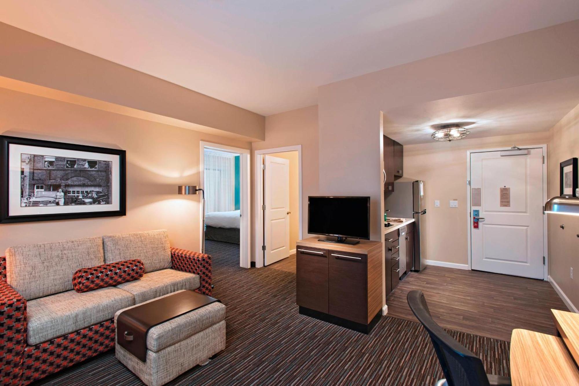 ทาวน์เพลส สวีท เดสโมนส์ เวสท์/จอร์แดน ครีก Hotel เวสต์เดอร์มอยส์ ภายนอก รูปภาพ